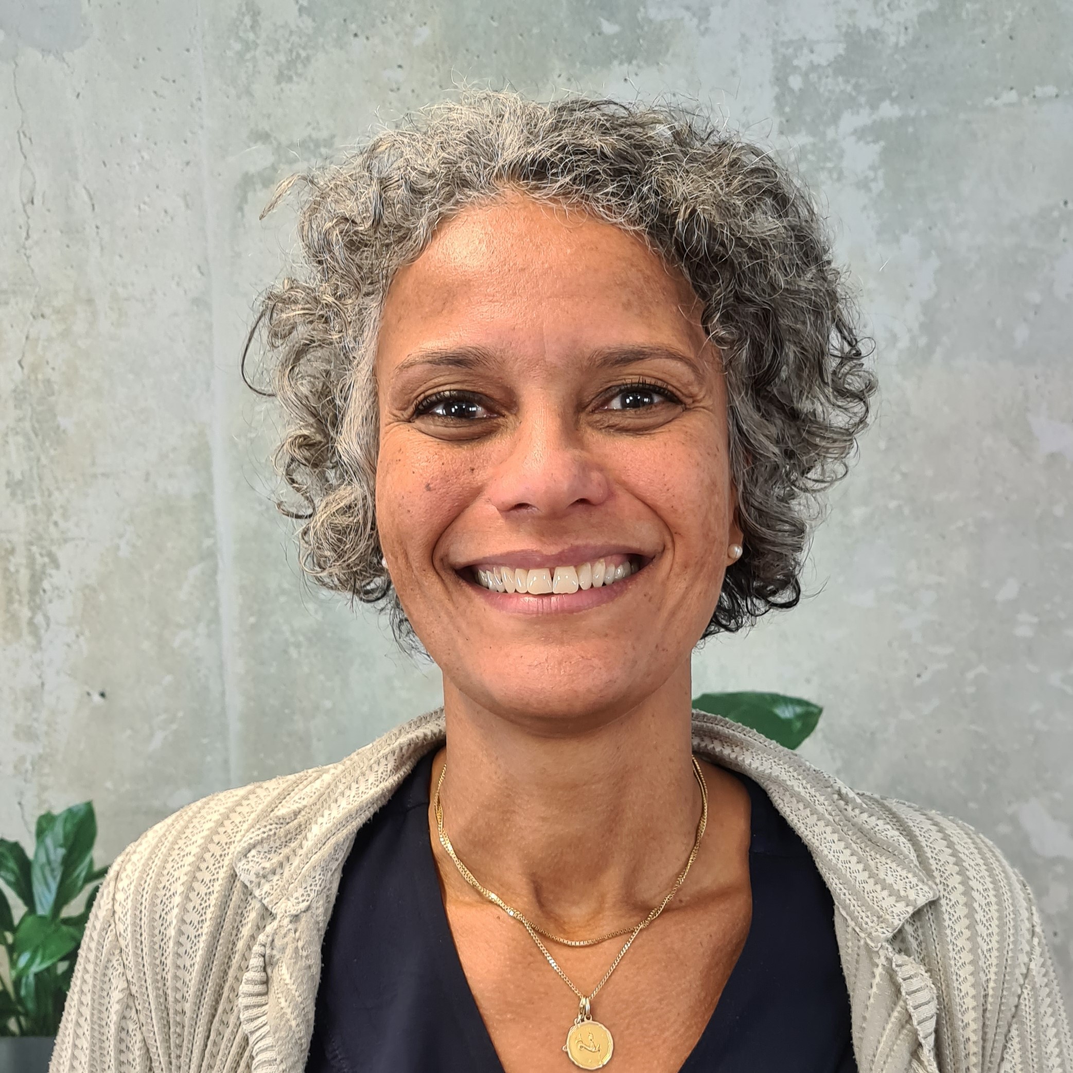 michèle-ribeiro michèle-ribeiro